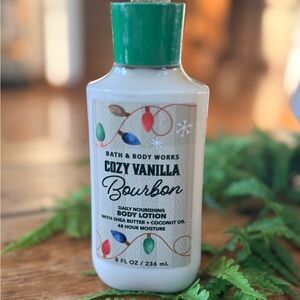 Bath & Body Works Festive Cozy Vanilla Bourbon Lotion